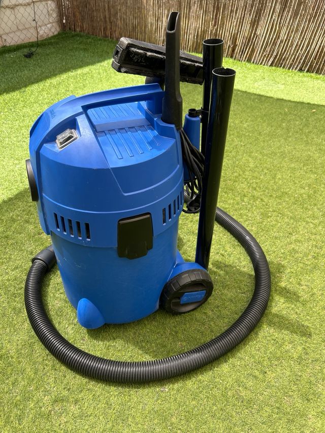 Nilfisk Buddy II 18 - Aspirador