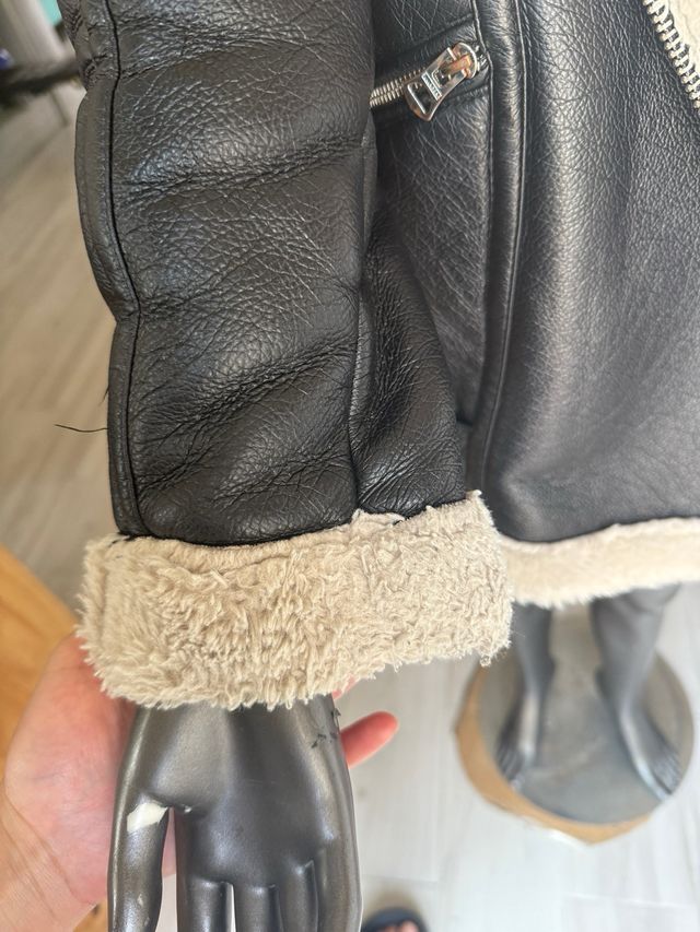 Chaqueta Pull&Bear negra