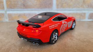 Coche Ford Shelby Mustang GT500 escala