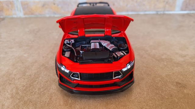 Coche Ford Shelby Mustang GT500 escala