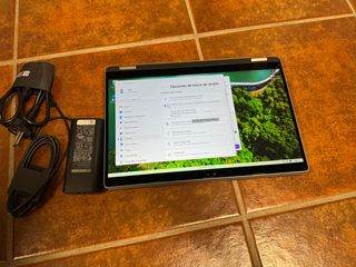 Dell Latitude 5350 Ultra 7, 2 en 1 Convertible