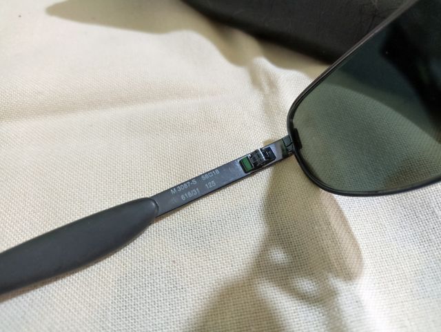 Gafas de sol oscuras