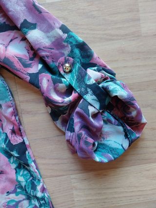 Blusa flores - multicolor