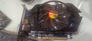 Tarjeta gráfica Gigabyte GV-N6500C-2GI
