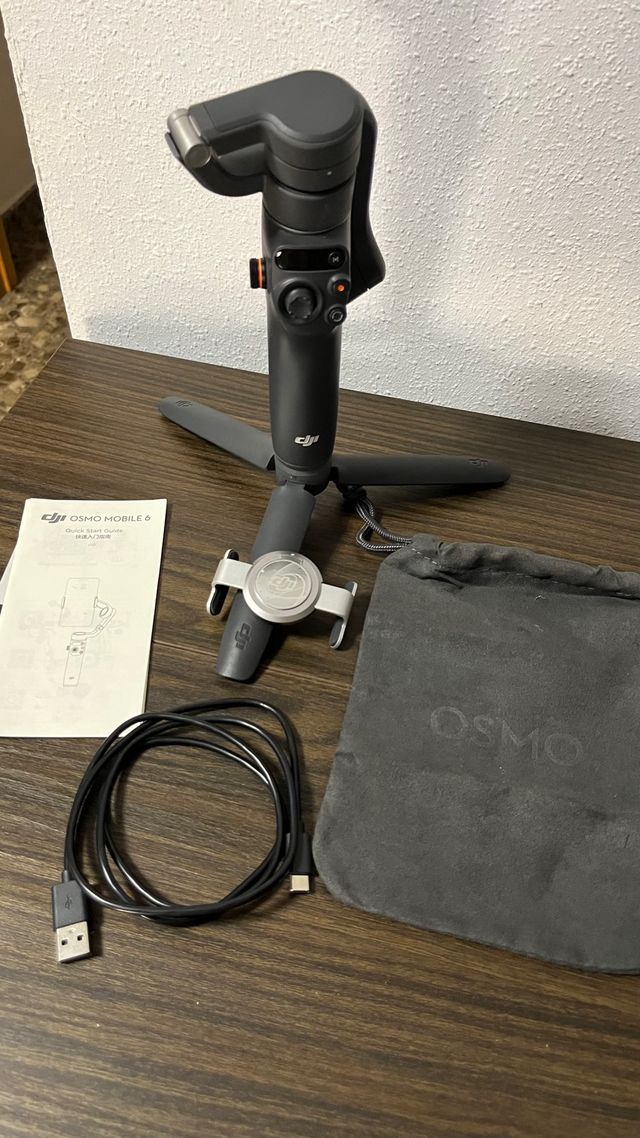 DJI Osmo Mobile 6 - Estabilizador