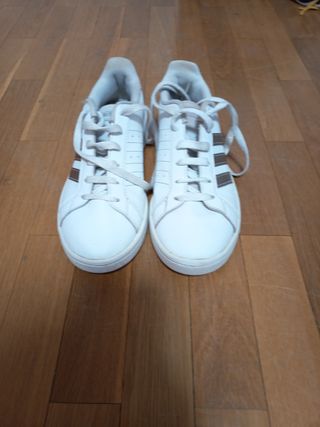 Zapatillas Adidas blancas