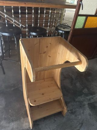 Trona aprendizaje madera
Marca Luila