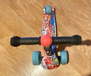 Patinete infantil 3 ruedas
La base es pesada para 