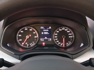 Seat Arona Reference