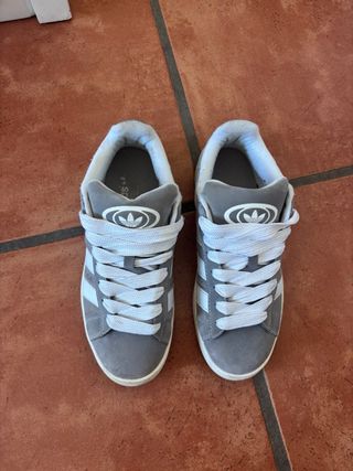 Zapatillas Adidas Campus grises