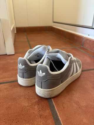 Zapatillas Adidas Campus grises
