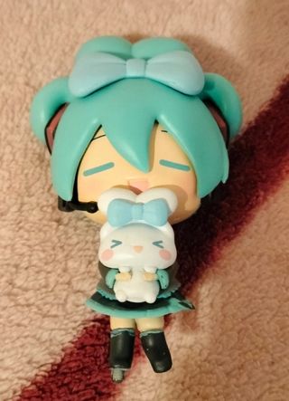 Figura Hatsune Miku con Cinnamoroll
