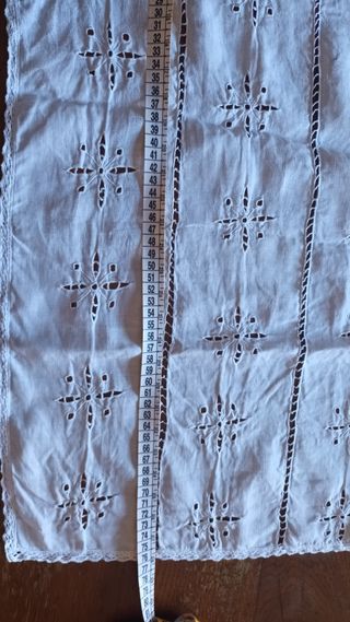 Runner bianco ricamato