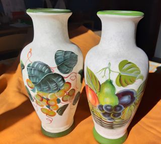 Vasi decorativi in gesso