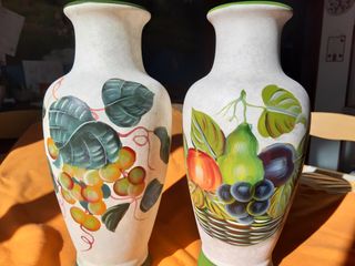 Vasi decorativi in gesso