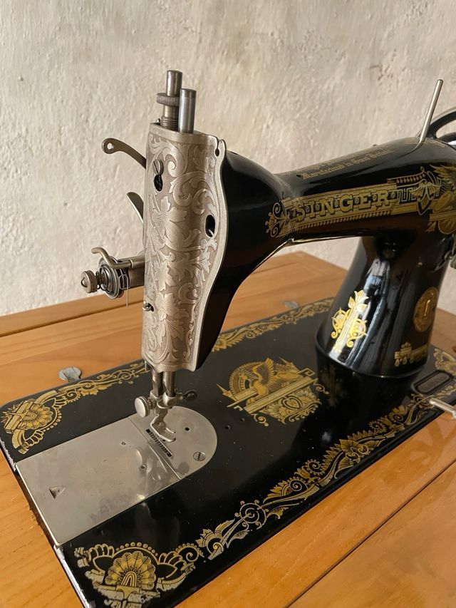 Máquina coser Singer antigua