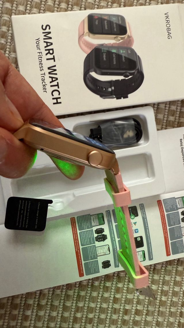 Smartwatch VKROBAG 1.85" IP68 NUEVO