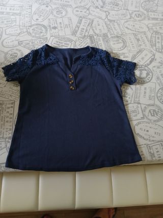 Top blu in pizzo