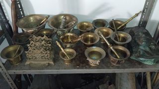 Morteros de bronce antiguos