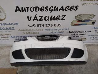 Defensa delantera blanca Seat Altea / Toledo III