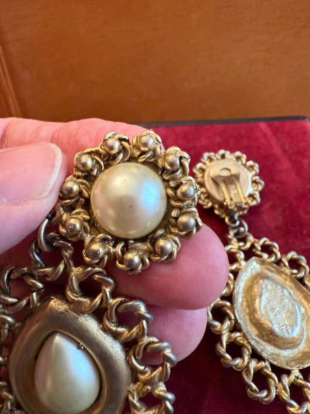 Pendientes dorados años 90 Marca PG