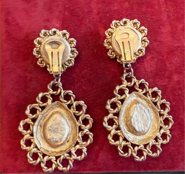 Pendientes dorados años 90 Marca PG