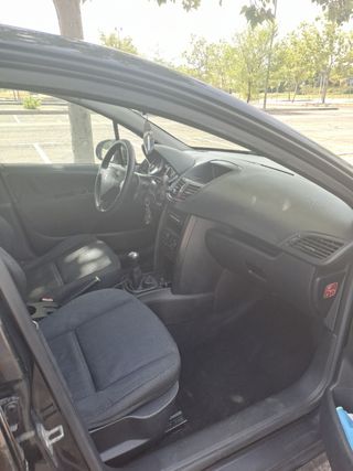 Peugeot 207 2007