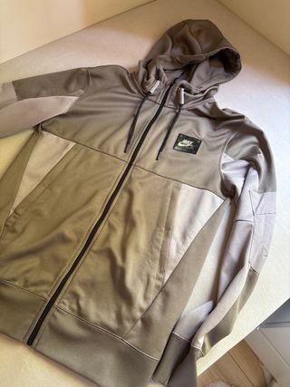Sudadera Nike Air Max beige-gris