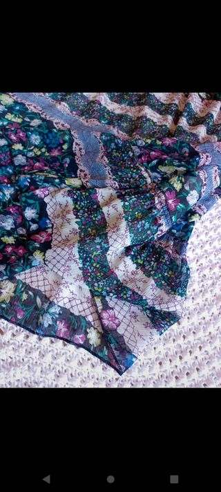 Vestito floreale stile Impero 