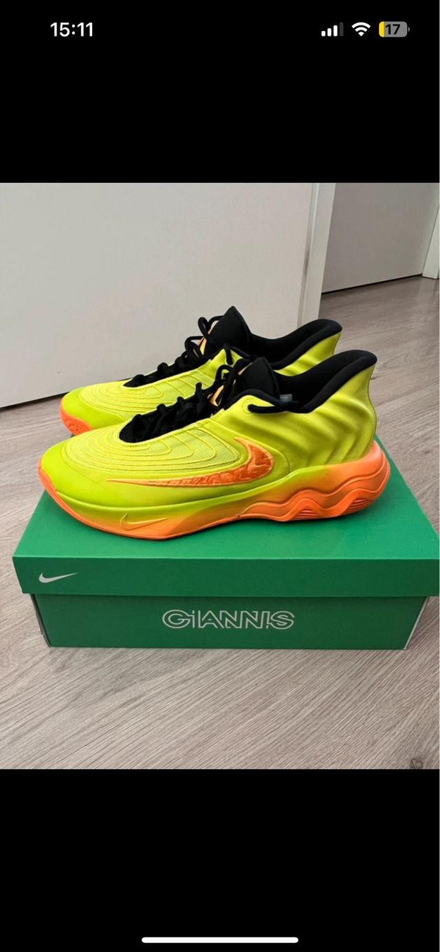 Zapatillas Giannis Nike - Talla 43
