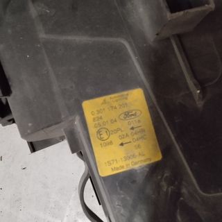 FARO IZQUIERDO FORD MONDEO