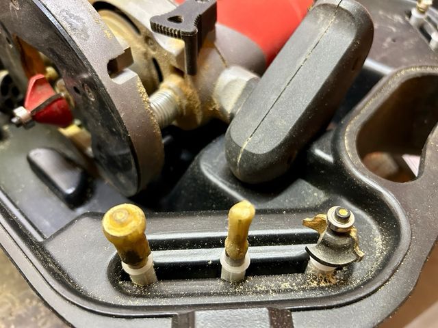 Fresadora Black&Decker KW850E 1100W