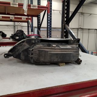 FARO DERECHO XSARA