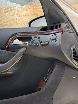 Puerta Mercedes S500 W220