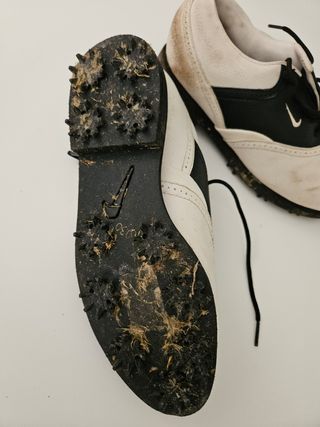 Zapatos golf Nike mujer - blancos y negros