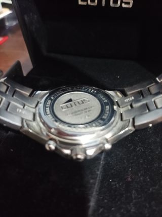 Reloj Lotus - Acero 10m