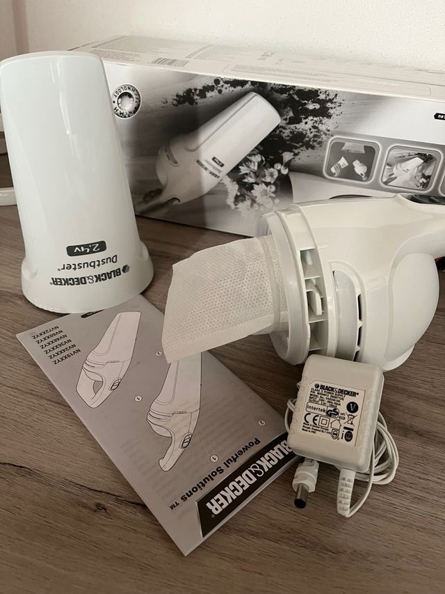 Black&Decker Dustbuster 2.4v