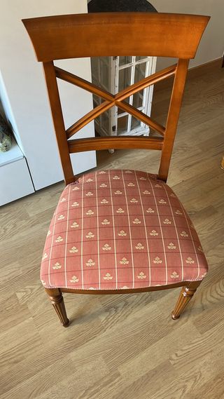 Mesa comedor ovalada + 4 sillas madera