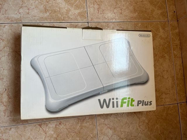 Wii Fit Plus Nintendo - Tavola da fitness