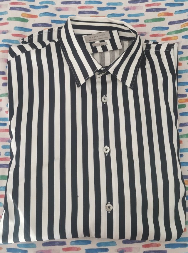 Camisa Zara Man rayas blancas y negras M