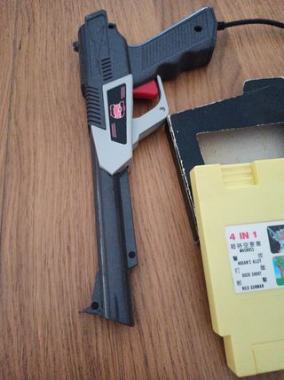 Pistola Zapper y juegos - Nintendo NES