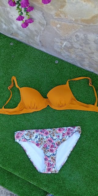 Bikini mostaza y floral