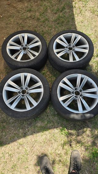4 Llantas Seat Leon MK1 FR ( Flor )
