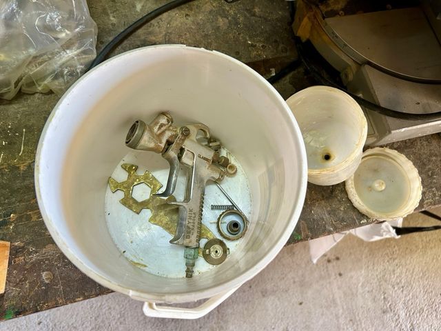 CONJUNTO 4 PISTOLAS COMPRESOR & VASOS