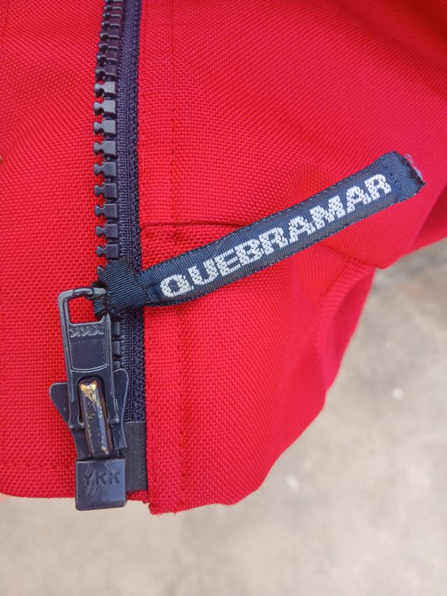Casaco Quebramar Vermelho