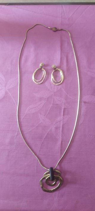 Bimba & Lola - Collar y pendientes dorados