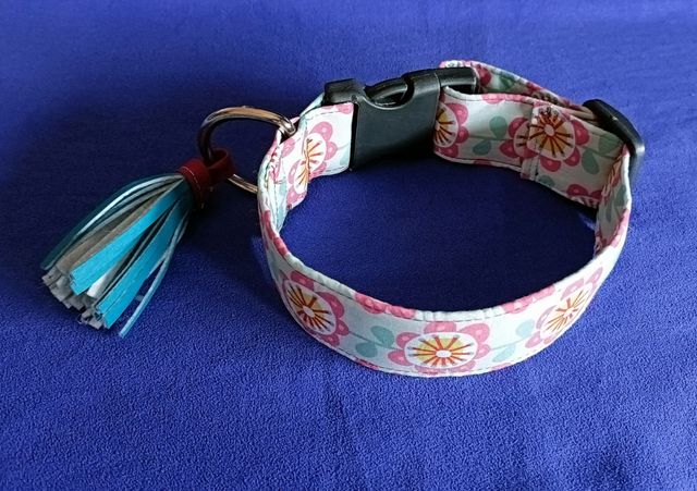 Collar perro flores multicolor