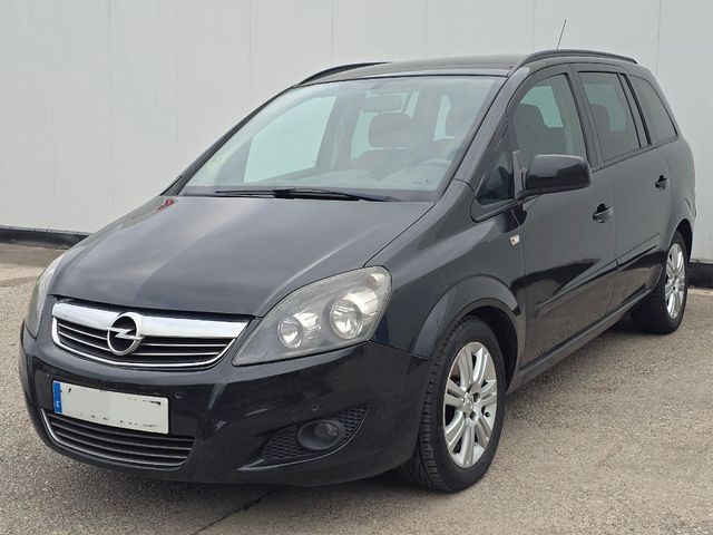 Opel Zafira 2012