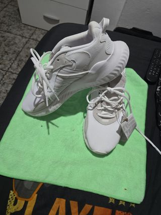 Zapatillas Adidas - Beige/Blanco