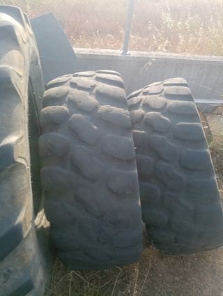 Neumáticos Goodyear 400/70 R20 usados